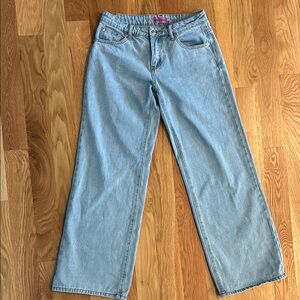 Edikted Light Blue Flare & Wide Leg Jeans - Raelynn washed low rise jeans